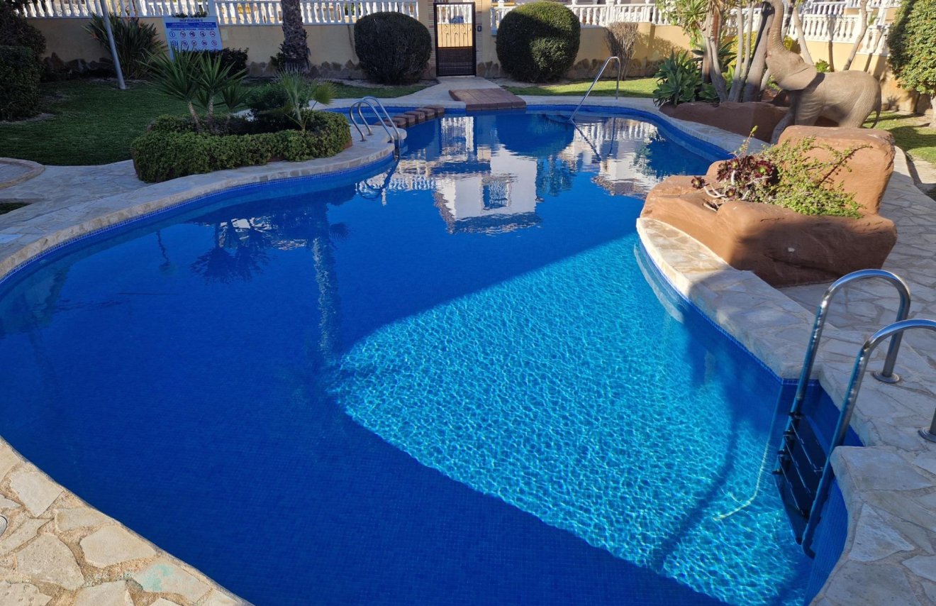 Resale - Casa - Orihuela Costa - Villamartín-Las Filipinas