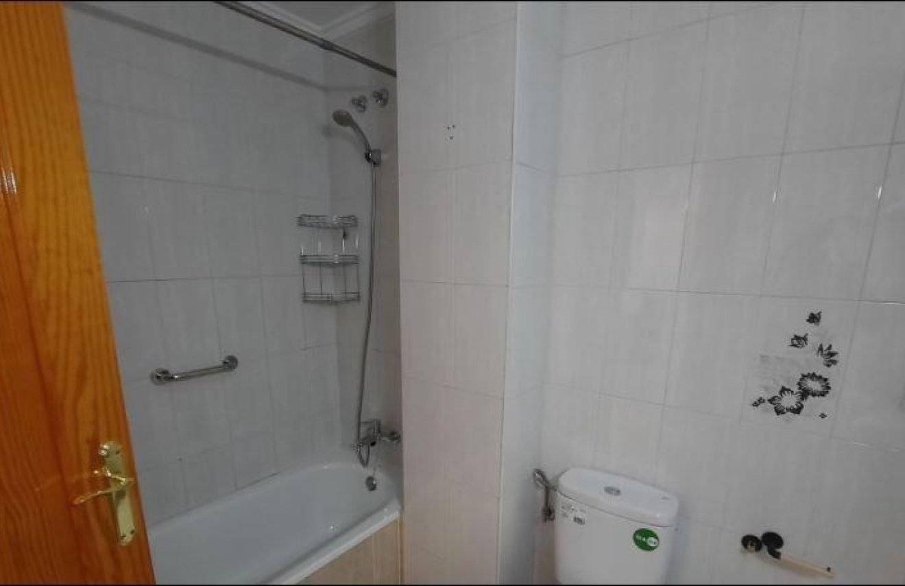 Reventa - Apartamento - Torrevieja - La Mata