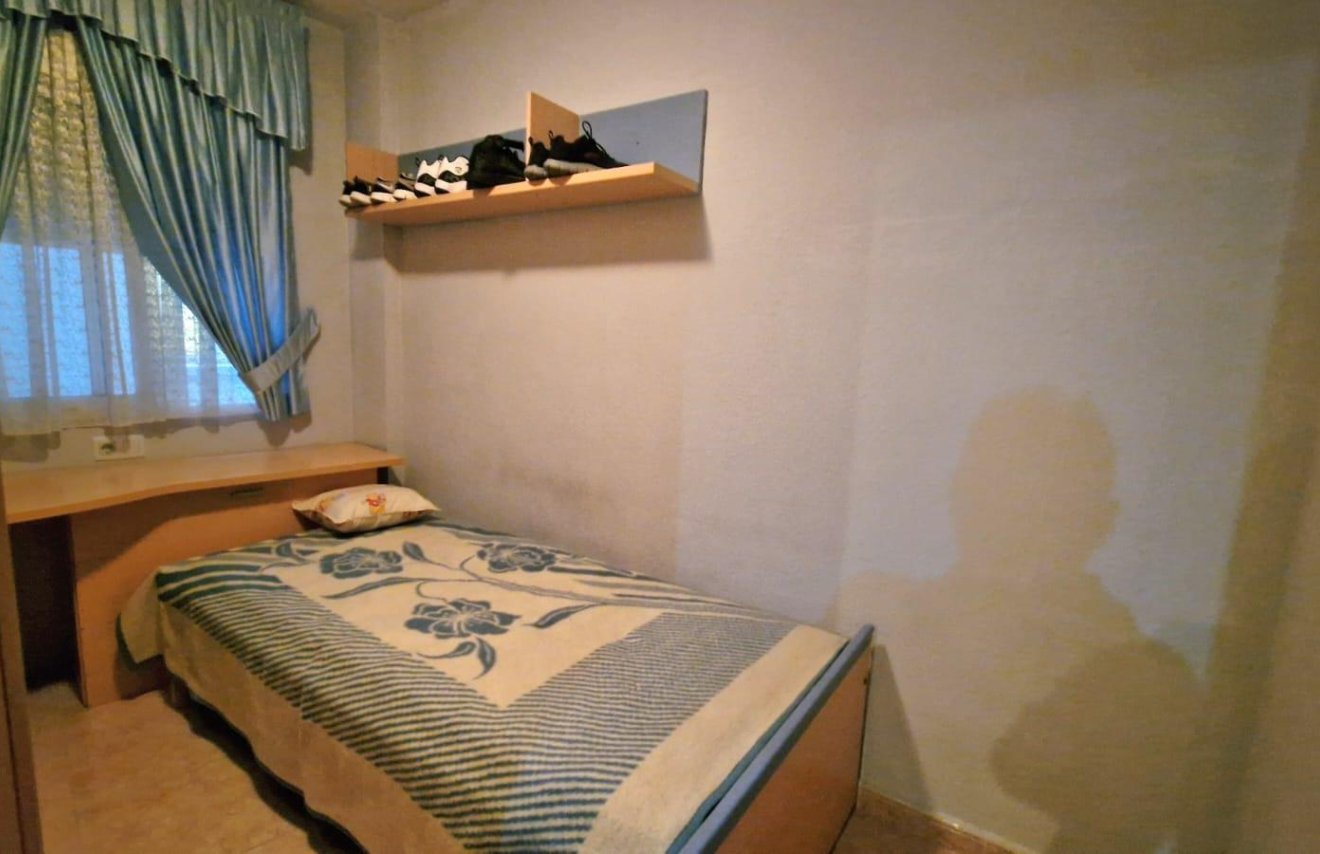 Resale - Apartamento - Torrevieja - Centro