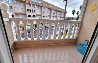 Resale - Apartamento - Torrevieja - Centro