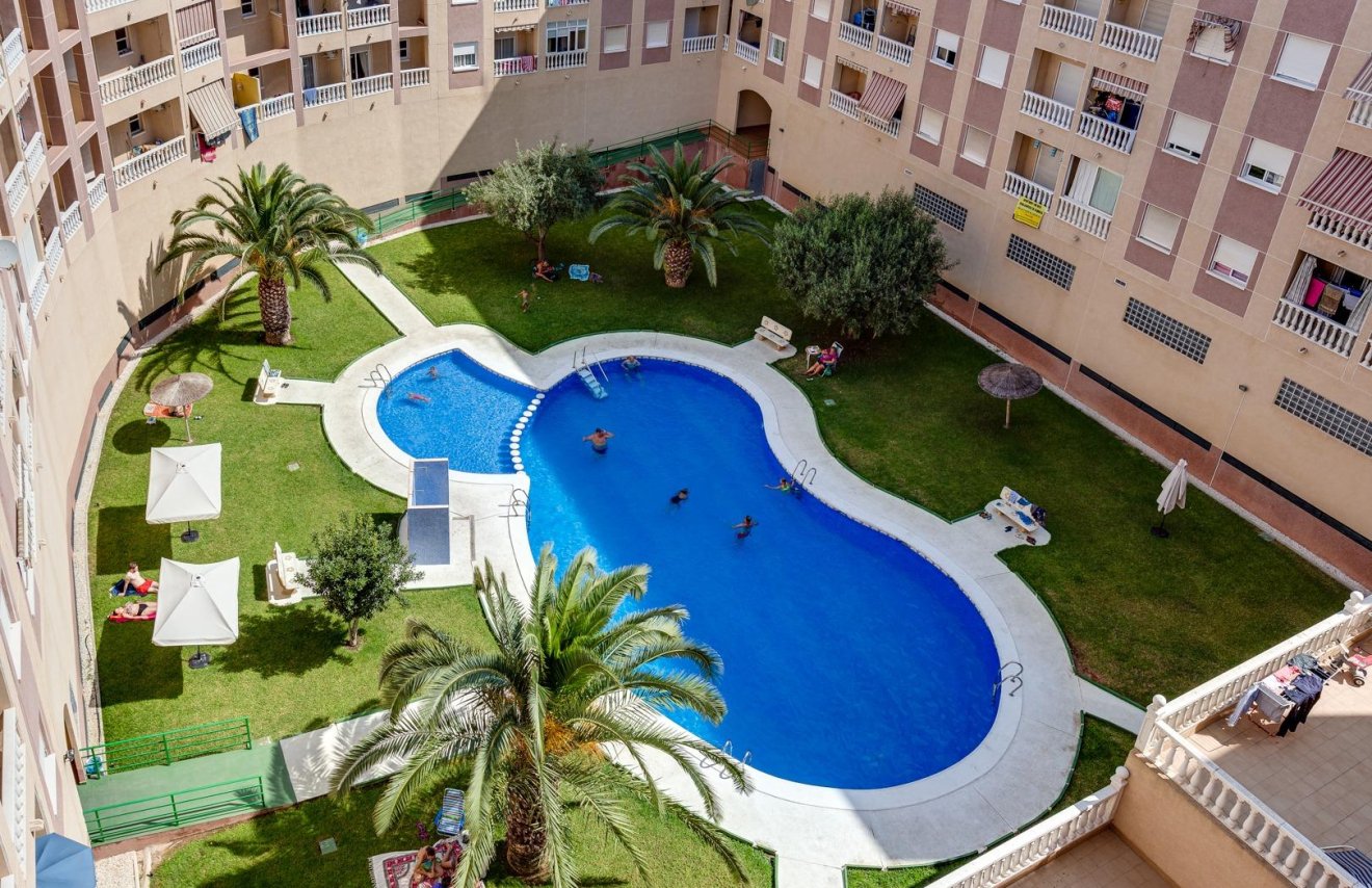 Resale - Apartamento - Torrevieja - Centro