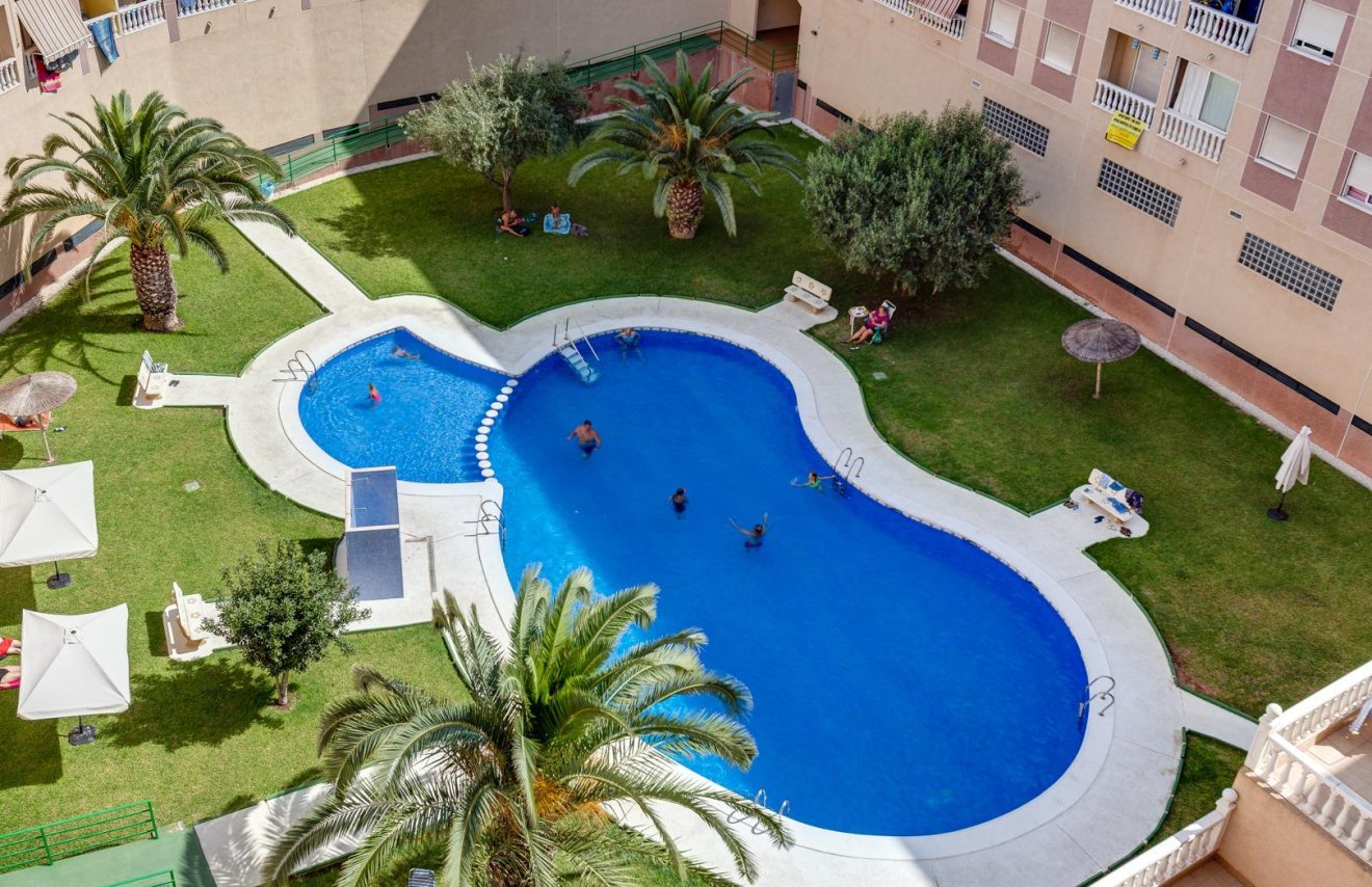 Resale - Apartamento - Torrevieja - Centro