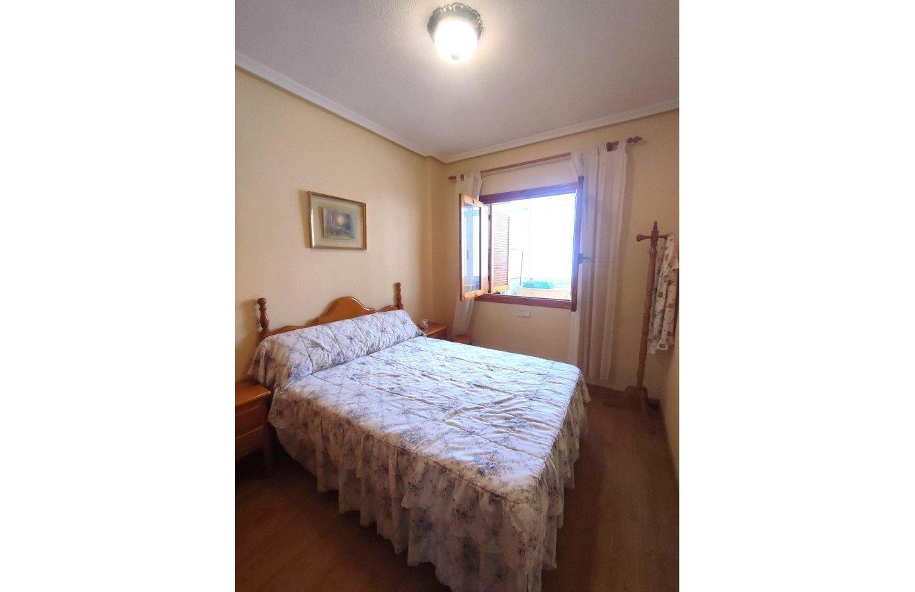 Resale - Apartamento - Torrevieja - Centro