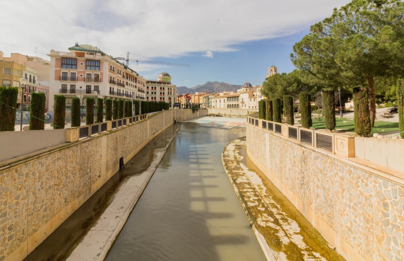 Resale - Piso - Orihuela - Zona Centro