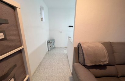Resale - Chalet - Torrevieja - Aguas Nuevas