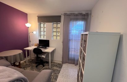 Resale - Chalet - Torrevieja - Aguas Nuevas
