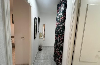 Resale - Chalet - Torrevieja - Aguas Nuevas