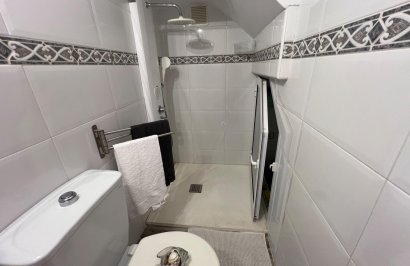 Resale - Chalet - Torrevieja - Aguas Nuevas