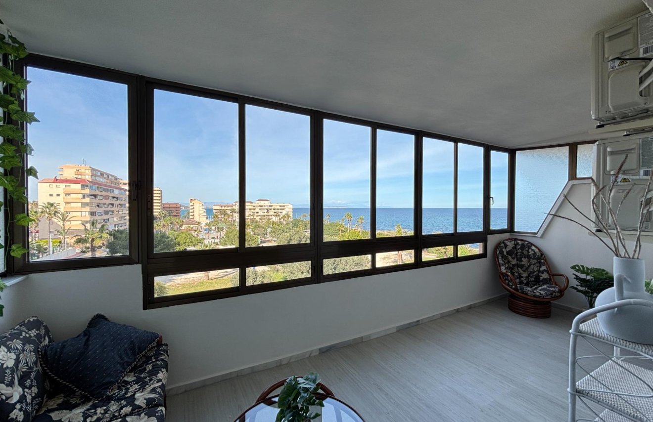 Resale - Apartamento - Torrevieja - Cabo cervera