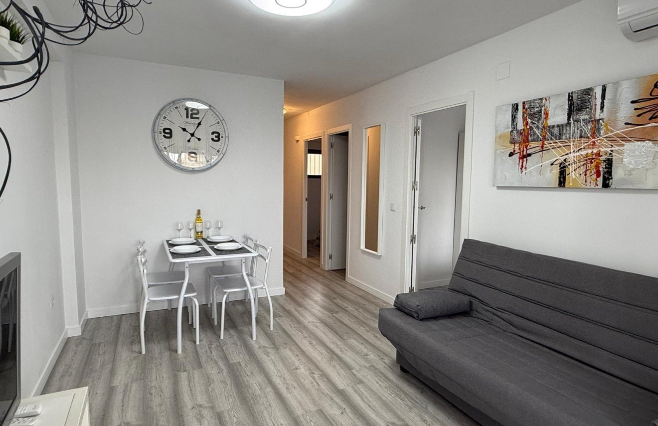 Resale - Apartamento - Torrevieja - Cabo cervera