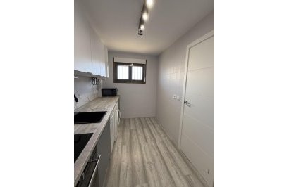 Resale - Apartamento - Torrevieja - Cabo cervera