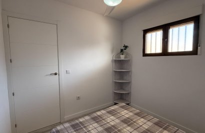 Resale - Apartamento - Torrevieja - Cabo cervera