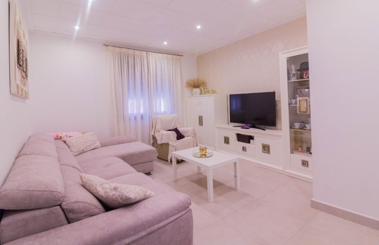 Revente - Casa - Callosa de Segura - Comunidad valenciana
