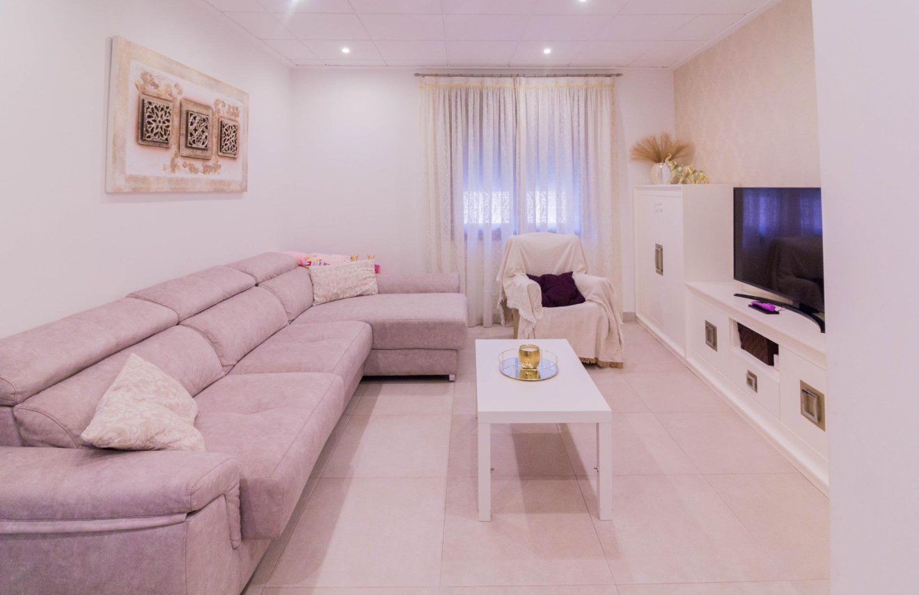 Revente - Casa - Callosa de Segura - Comunidad valenciana