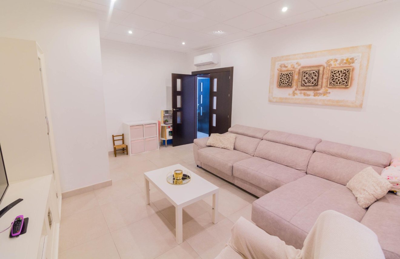 Revente - Casa - Callosa de Segura - Comunidad valenciana