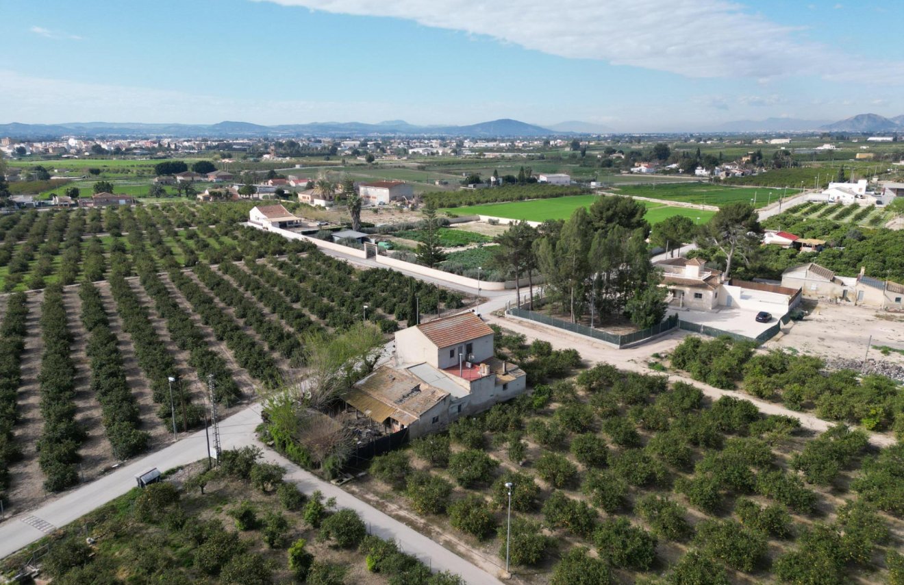 Reventa - Casa de campo - Rafal - El Mudamiento