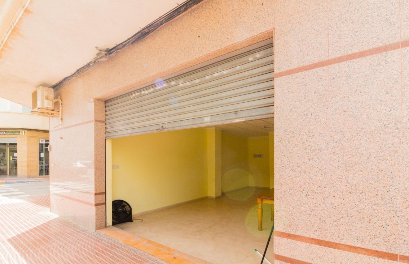 Alquiler a largo plazo - Local comercial - Callosa de Segura - Centro