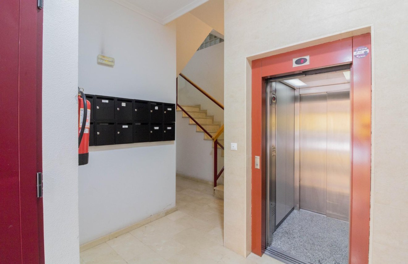 Resale - Piso - Redován