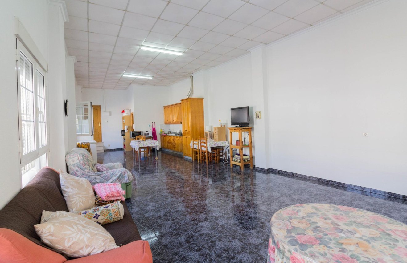 Reventa - Planta baja - Redován - Pascual martinez