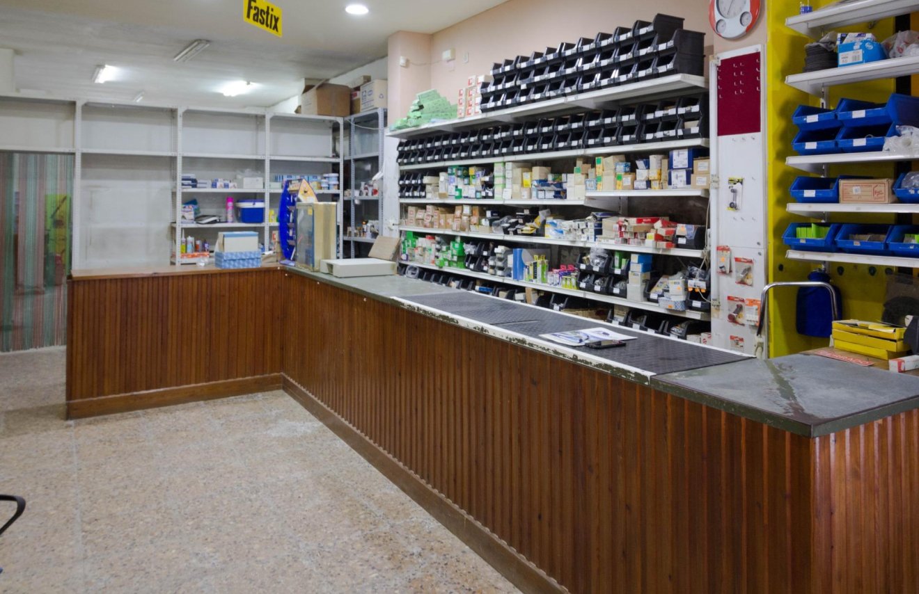 Resale - Local comercial - Orihuela - Zona Centro