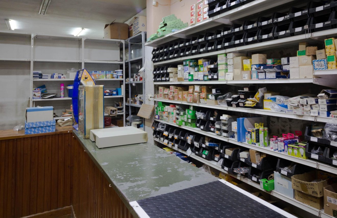 Resale - Local comercial - Orihuela - Zona Centro