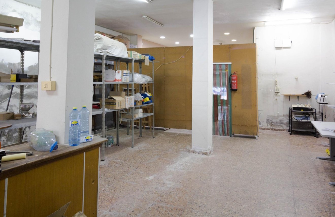 Resale - Local comercial - Orihuela - Zona Centro