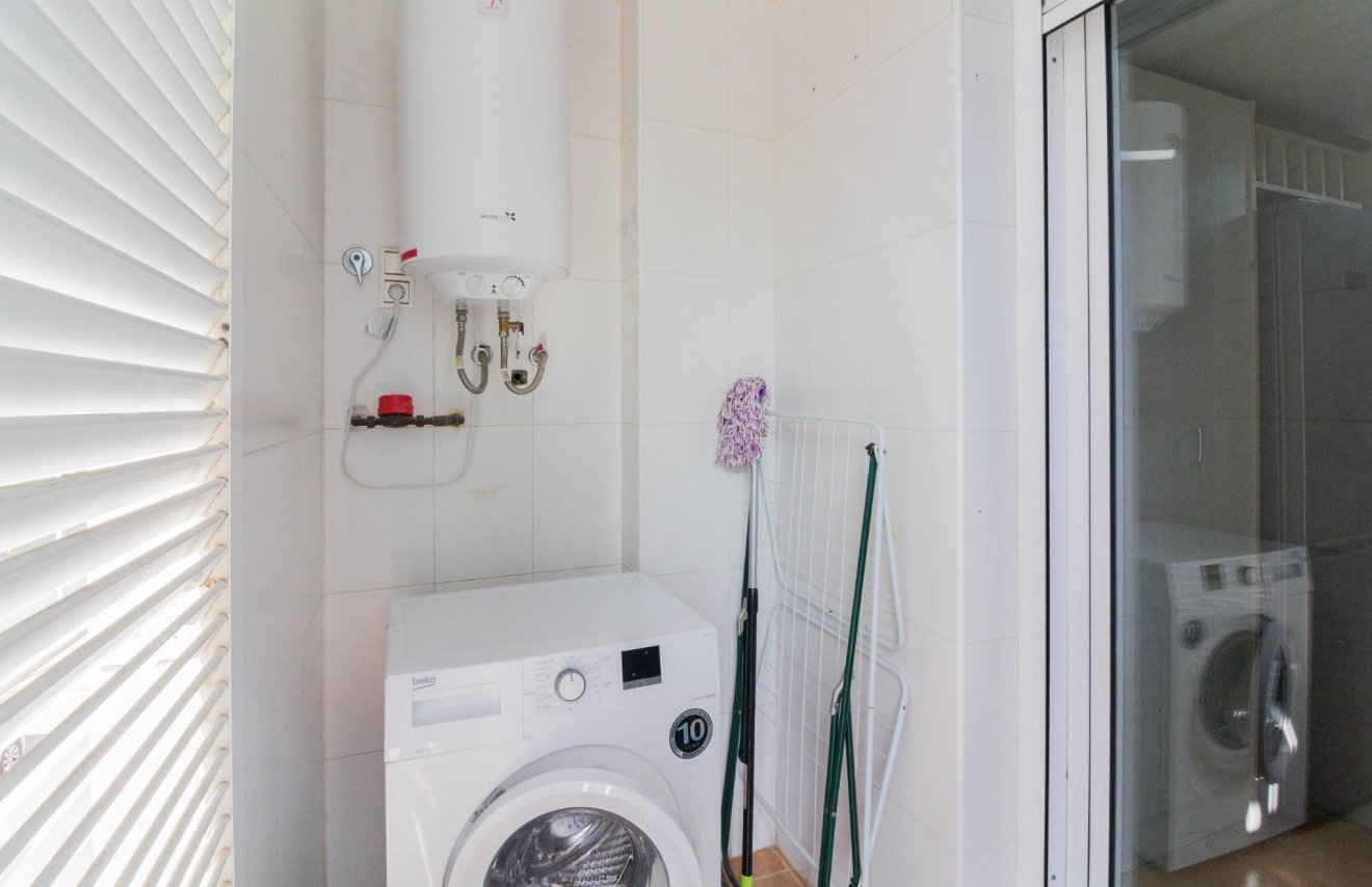 Reventa - Piso - Callosa de Segura - I.E.S. VEGA BAJA