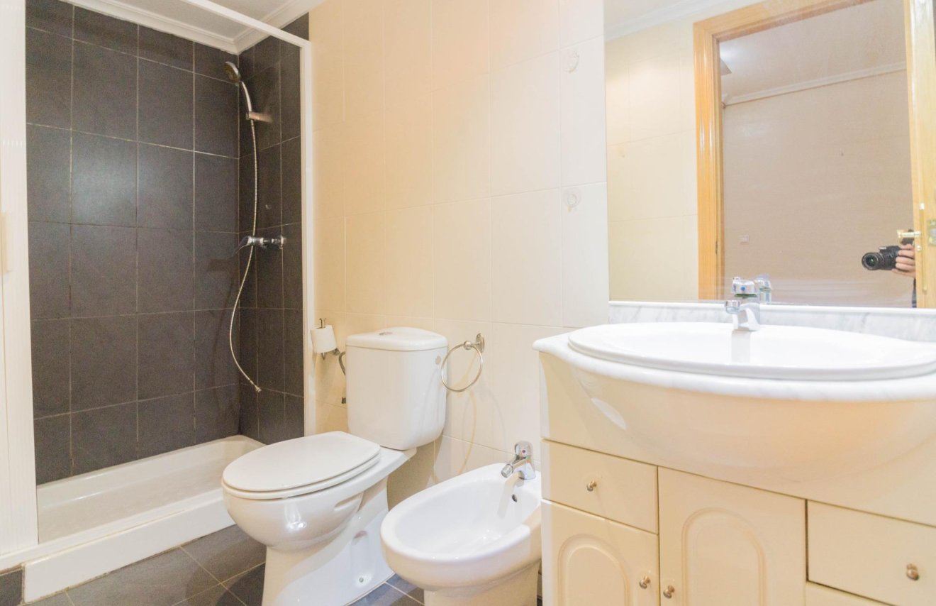 Reventa - Piso - Callosa de Segura - I.E.S. VEGA BAJA