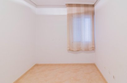 Reventa - Piso - Callosa de Segura - I.E.S. VEGA BAJA