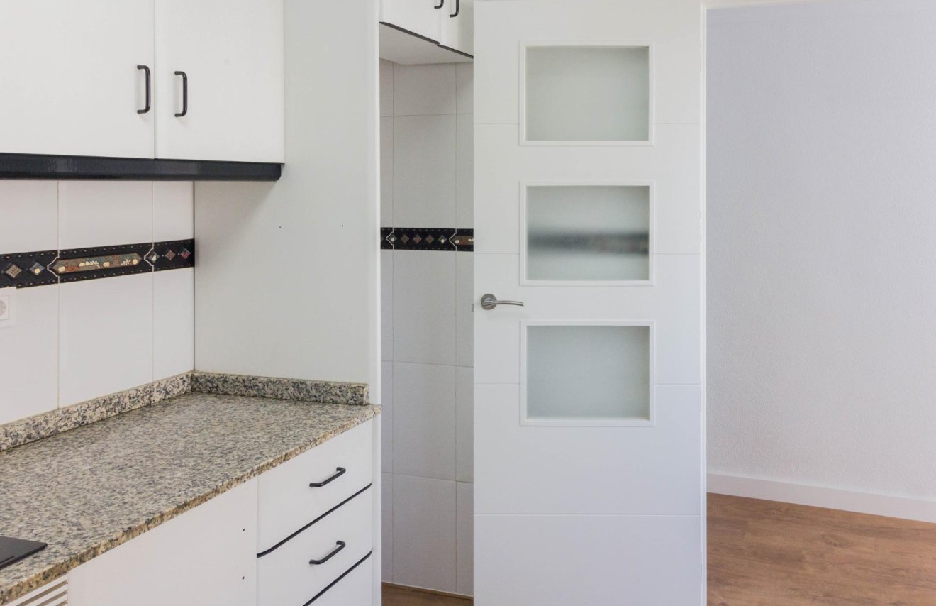 Resale - Piso - Orihuela - Zona Centro