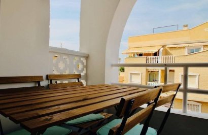 Alquiler a largo plazo - Apartamento - Torrevieja - Centro