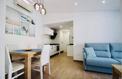 Alquiler a largo plazo - Apartamento - Torrevieja - Centro