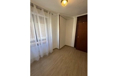 Alquiler a largo plazo - Piso - Orihuela - Zona Centro