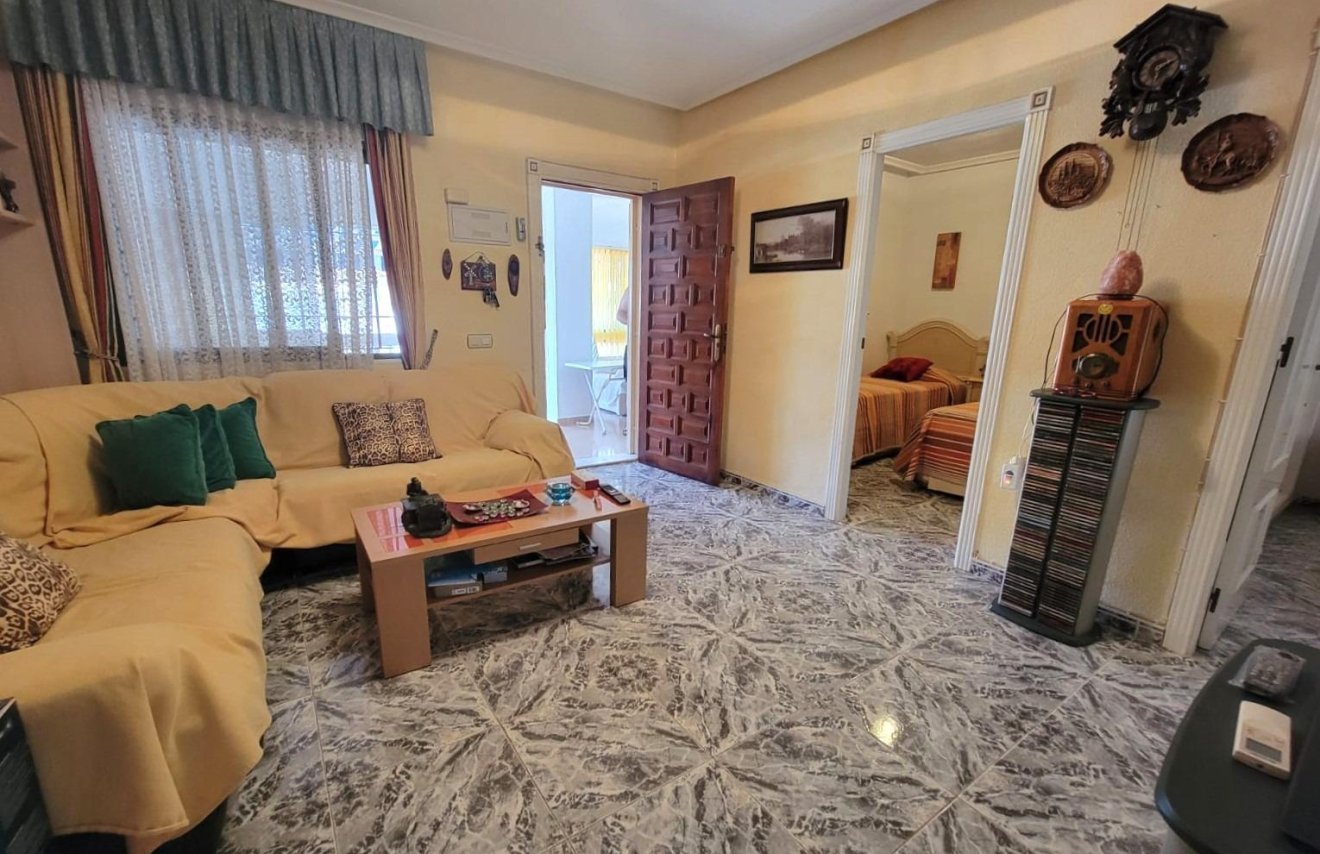 Reventa - Bungalow Planta Baja - Torrevieja - Los Frutales