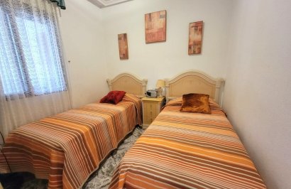 Reventa - Bungalow Planta Baja - Torrevieja - Los Frutales