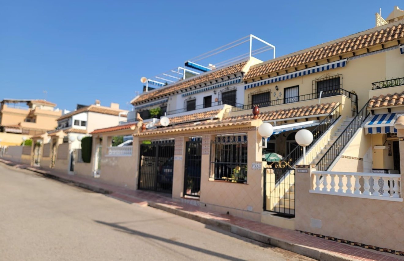 Reventa - Bungalow Planta Baja - Torrevieja - Los Frutales