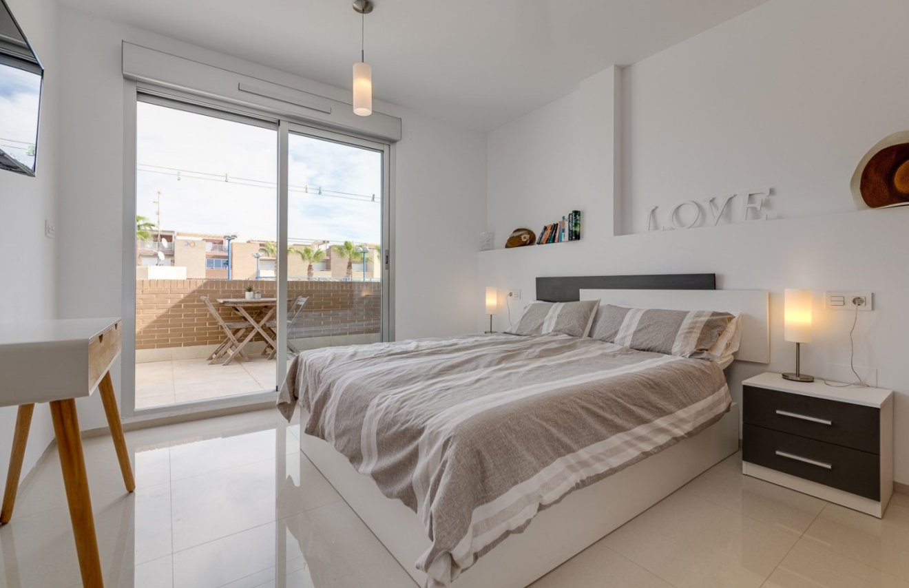 Reventa - Adosado - Torrevieja - Sector 25