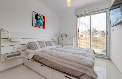 Reventa - Adosado - Torrevieja - Sector 25