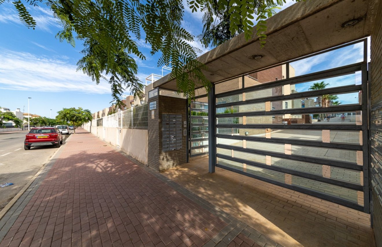 Reventa - Adosado - Torrevieja - Sector 25