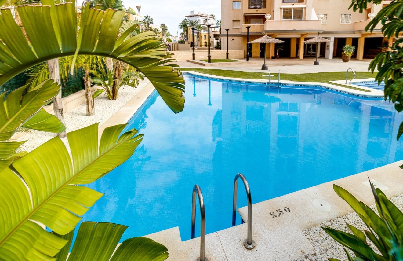 Reventa - Apartamento - Torrevieja - Playa de los Locos