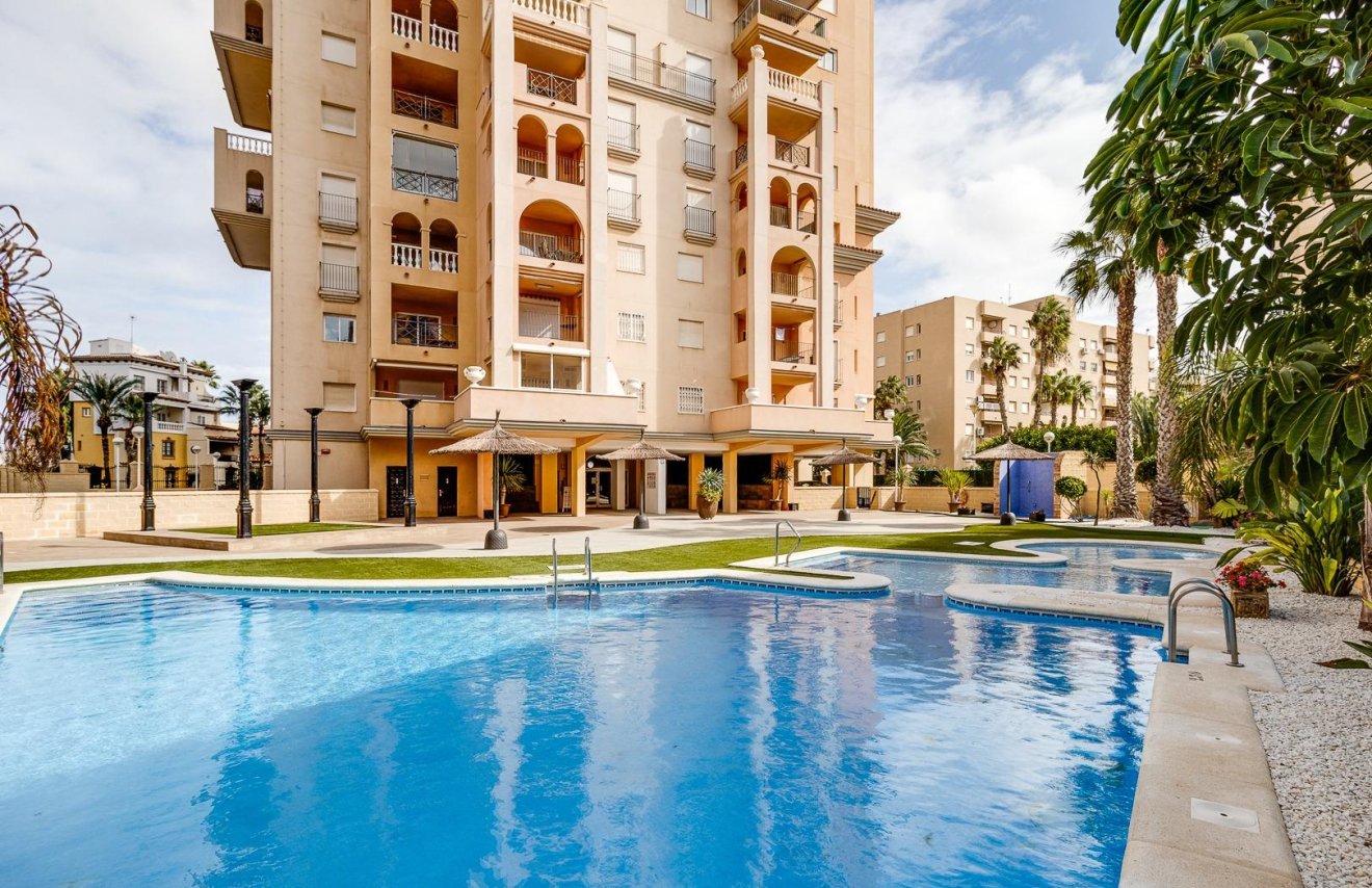 Reventa - Apartamento - Torrevieja - Playa de los Locos