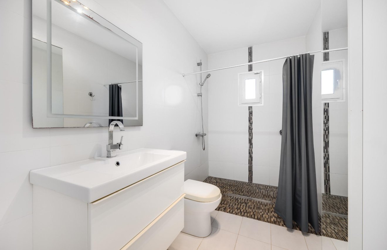 Reventa - Villa - Torrevieja - Aguas Nuevas