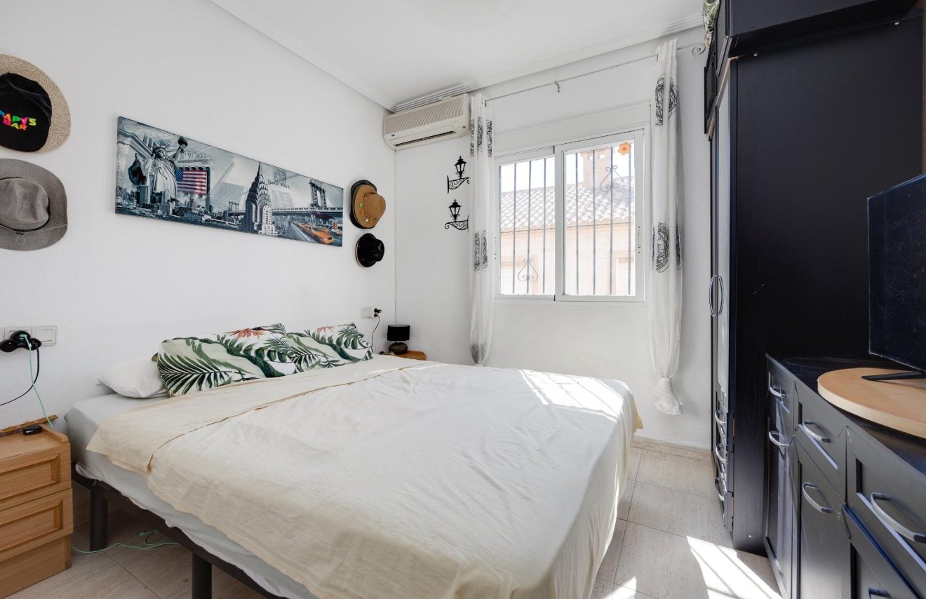 Reventa - Bungalow Planta Alta - Torrevieja - Aguas Nuevas