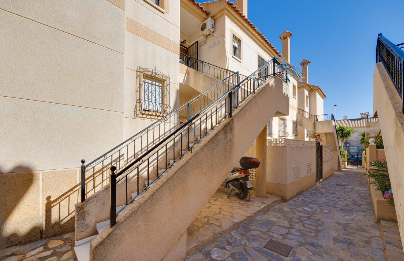 Reventa - Bungalow Planta Alta - Torrevieja - Aguas Nuevas