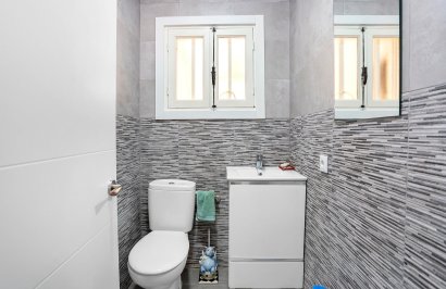 Reventa - Adosado - Torrevieja - Aguas nuevas 1