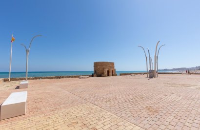 Reventa - Piso - Torrevieja - La Mata pueblo