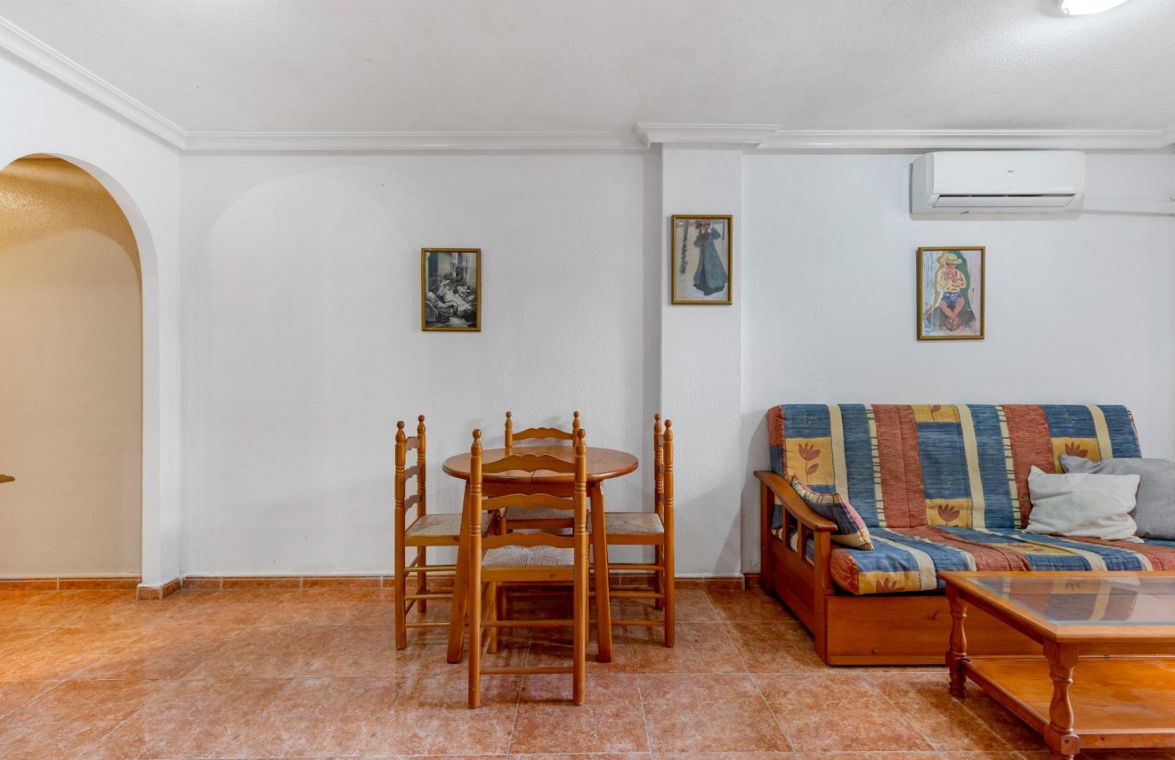 Reventa - Planta baja - Torrevieja - Estacion de autobuses