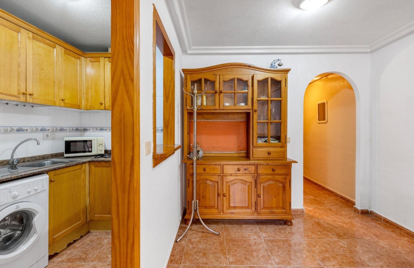 Reventa - Planta baja - Torrevieja - Estacion de autobuses