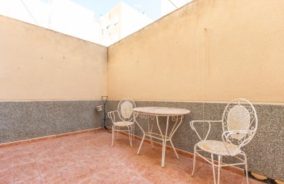 Reventa - Planta baja - Torrevieja - Estacion de autobuses