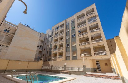 Reventa - Planta baja - Torrevieja - Estacion de autobuses